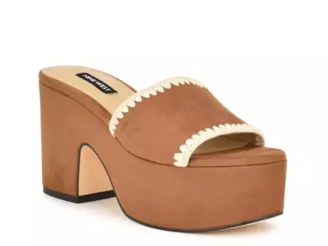 Сандалии Yickie Platform Sandal Nine West, коричневый