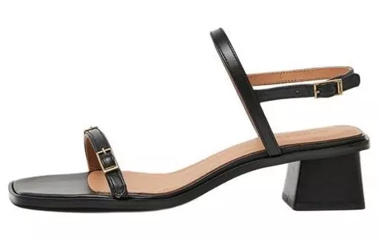 Сандалии женские Flattered