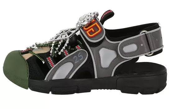Сандалии женские Gucci, серый