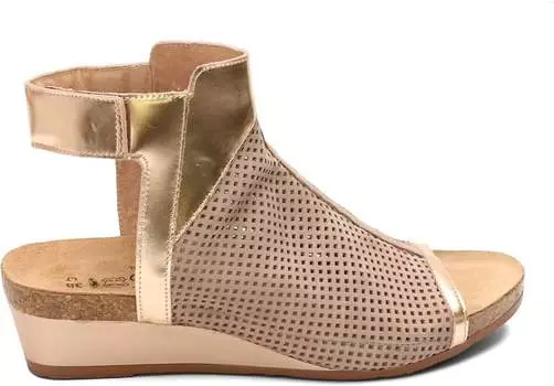 Сандалии женские NAOT, цвет stone rose gold