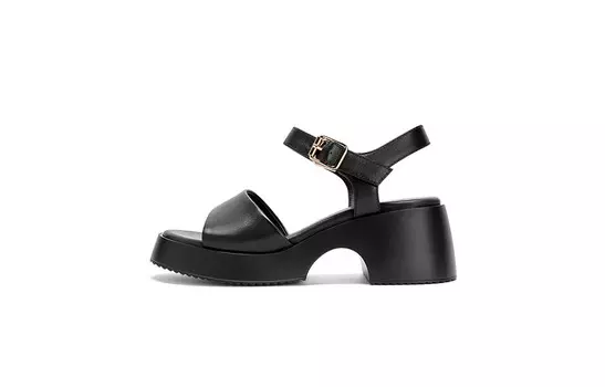 Сандалии женские Nini West, черный