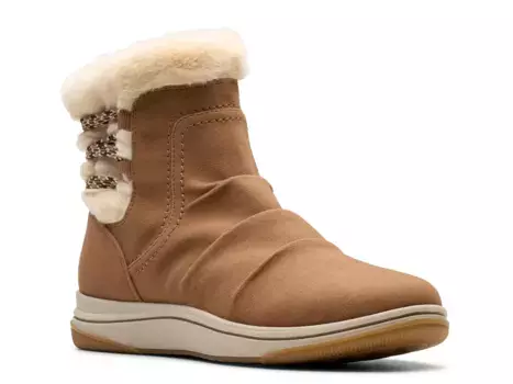 Сапоги Breeze Cozy Boot Clarks, цвет darktan
