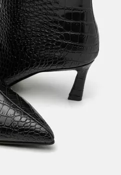 Сапоги LAVAN Steve Madden, черный