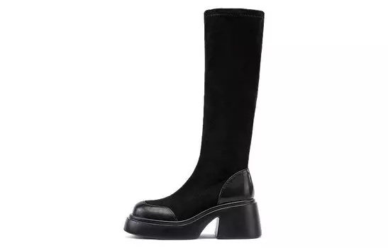 Сапоги женские черные Daphne