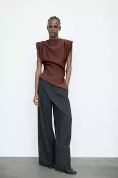 Сборчивый топ с подплечниками ZARA, темно-коричневый