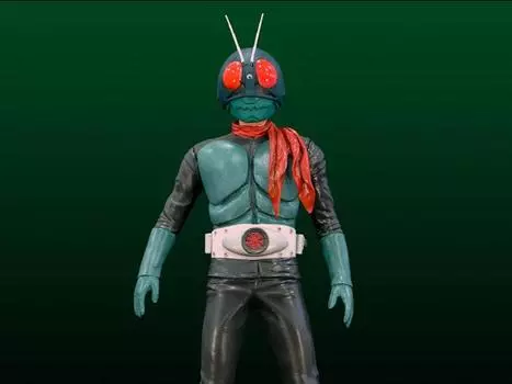 Сборная модель Kamen Rider Middle Size Series Masked Rider 1 1/8 Scale Model Kit Kaiyodo