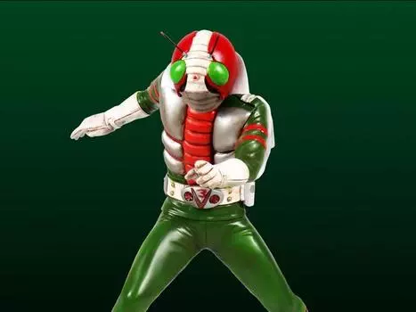 Сборная модель Kamen Rider V3 Middle Size Series Kamen Rider V3 1/8 Scale Model Kit Kaiyodo