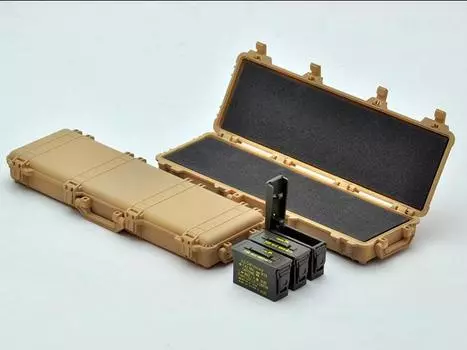 Сборная модель Little Armory LD004 Military Hard Case A2 (Desert Color Ver.) 1/12 Scale Accessory Set Takara Tomy