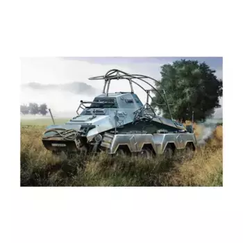 Sd.Kfz.232 Schwerer Panzerspahwagen (Fu) (2020 г.), Dragon Models - Armor Pro Series (1:72)