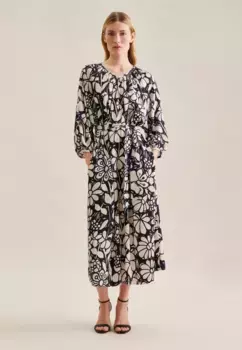 Seidensticker летнее платье "Black Rose", с круглым вырезом, рукавом 3/4, с цветочным принтом, синий