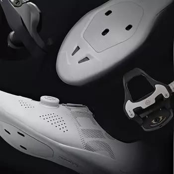 Шоссейные велосипедные туфли Santic Sendike с замком профессиональные 41, белый