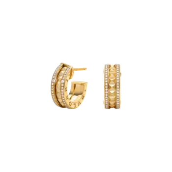 Серьги b.zero1 rock из желтого золота 18 карат со спиральными заклепками и бриллиантовым паве по краям Bulgari