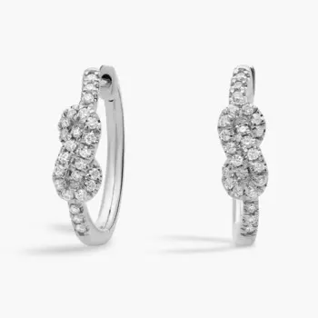 Серьги-кольца в форме узла из 14-каратного белого золота (1/3 карата). Blue Nile