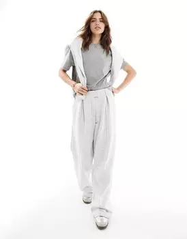 Серая футболка бойфренда Pimkie