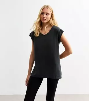 Серая футболка свободного кроя с V-образным вырезом New Look, темно-серый