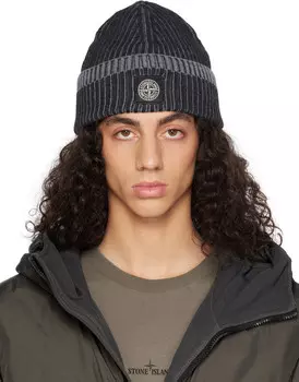 Серая контрастная вязаная шапка-бейджик Stone Island