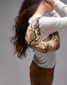 Серая кожаная сумка через плечо со змеиным принтом Mango
