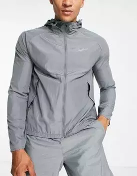 Серая куртка Nike Miler Repel
