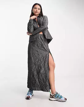 Серая жатая длинная юбка COLLUSION с разрезом по бокам