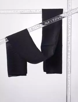 Серебристая шаль черная Kayra