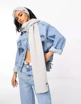 Серебристо-серый шарф с флагом и логотипом Tommy Jeans