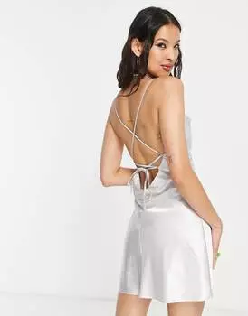 Серебристое атласное платье мини с воротником-хомутом COLLUSION