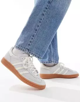 Серебристые и белые кроссовки Handball Spezial на резиновой подошве adidas Originals