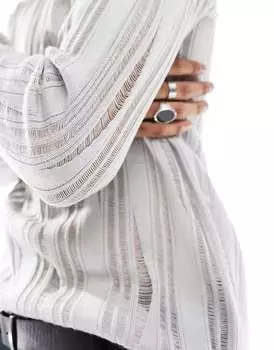 Серебристый вязаный джемпер с лесенкой ASOS