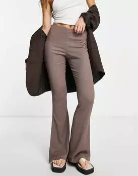 Серо-коричневые расклешенные брюки с заниженной талией Topshop