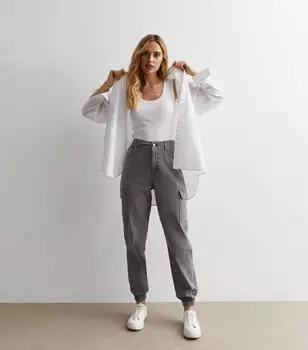 Серые джинсовые брюки карго с манжетами New Look, серый