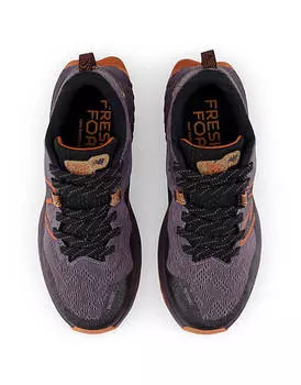 Серые и оранжевые кроссовки New Balance Hierro