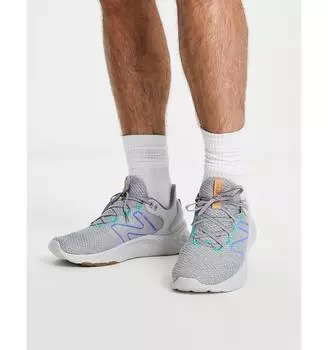 Серые и синие кроссовки New Balance Roav