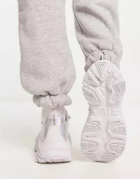 Серые кроссовки Fila Alpha Ray