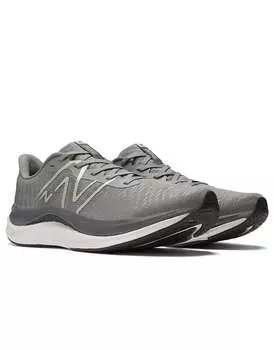 Серые кроссовки New Balance Fuelcell propel v4