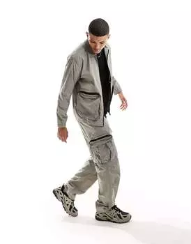 Серые нейлоновые брюки Bershka