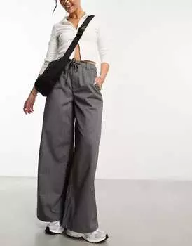 Серые широкие брюки без застежек ASOS