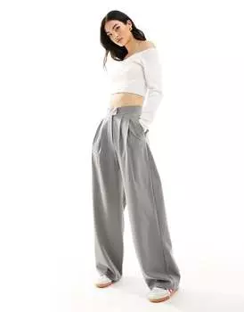 Серые широкие брюки прямого кроя со складками ASOS DESIGN