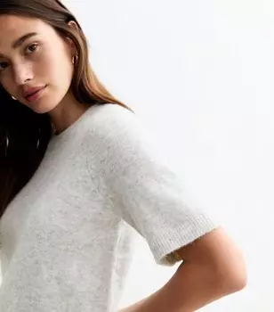 Серый джемпер мягкой вязки с коротким рукавом New Look, бледно-серый