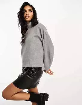 Серый свободный топ с воротником-воронкой ASOS