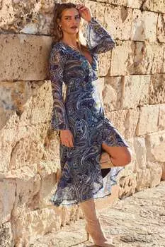 Сетчатое платье с приталенным верхом и расклешенным низом с узором пейсли Sosandar, синий