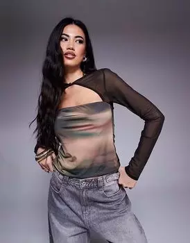 Сетчатый топ ASOS DESIGN с длинными рукавами, декоративными пуговицами черного цвета с абстрактным принтом