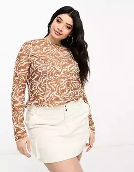 Сетчатый топ с длинными рукавами и анималистичным принтом ASOS DESIGN Curve