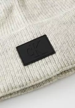 Шапка BEANIE UNISEX Calvin Klein Jeans, молочный