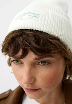Шапка Bershka, белый
