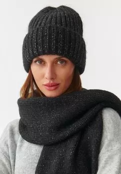 Шапка-бини Sara TATUUM, черный