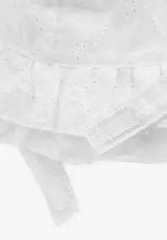 Шапка BRODERIE FRILL BUCKET Next, белый