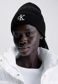 Шапка Calvin Klein Jeans АРХИВ ШАПКА С ЛОГОТИПОМ, черный