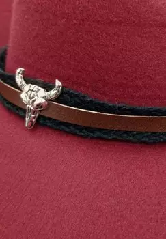Шапка Cowboy Yalion, темно-красная