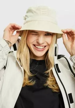 Шапка Esprit, цвет cream beige