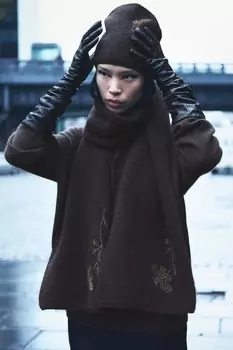 Шапка из шерсти и альпаки с бусинами ZARA, цвет Chocolate